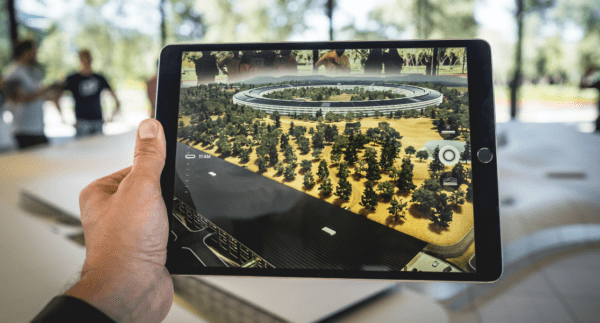 Augmented & Virtual Reality Technology in Real Estate Blog