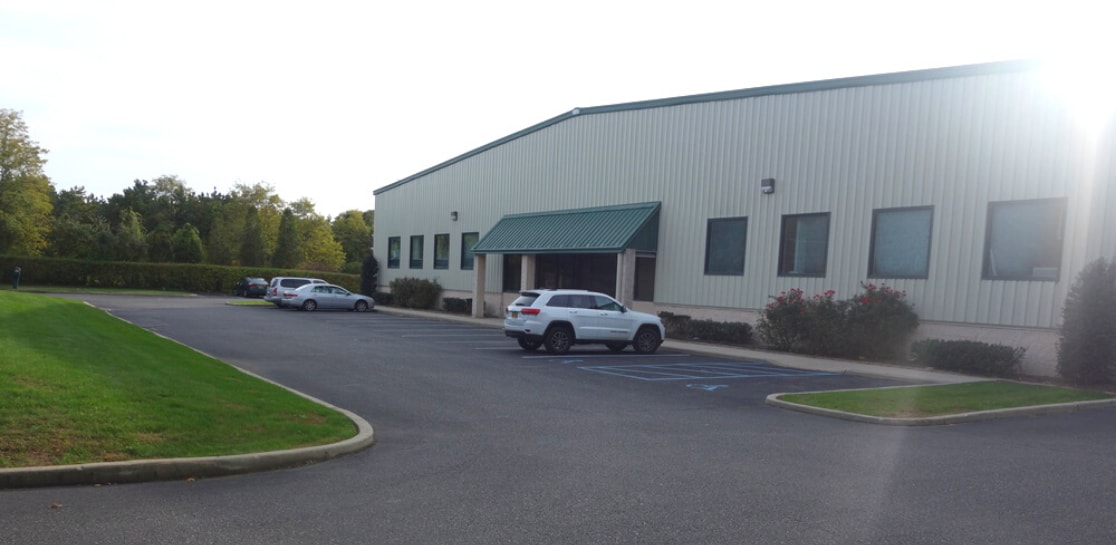 Picture of sold warehouse building in Suffolk County New York